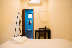 Homestay 5 minute walk to HUKM